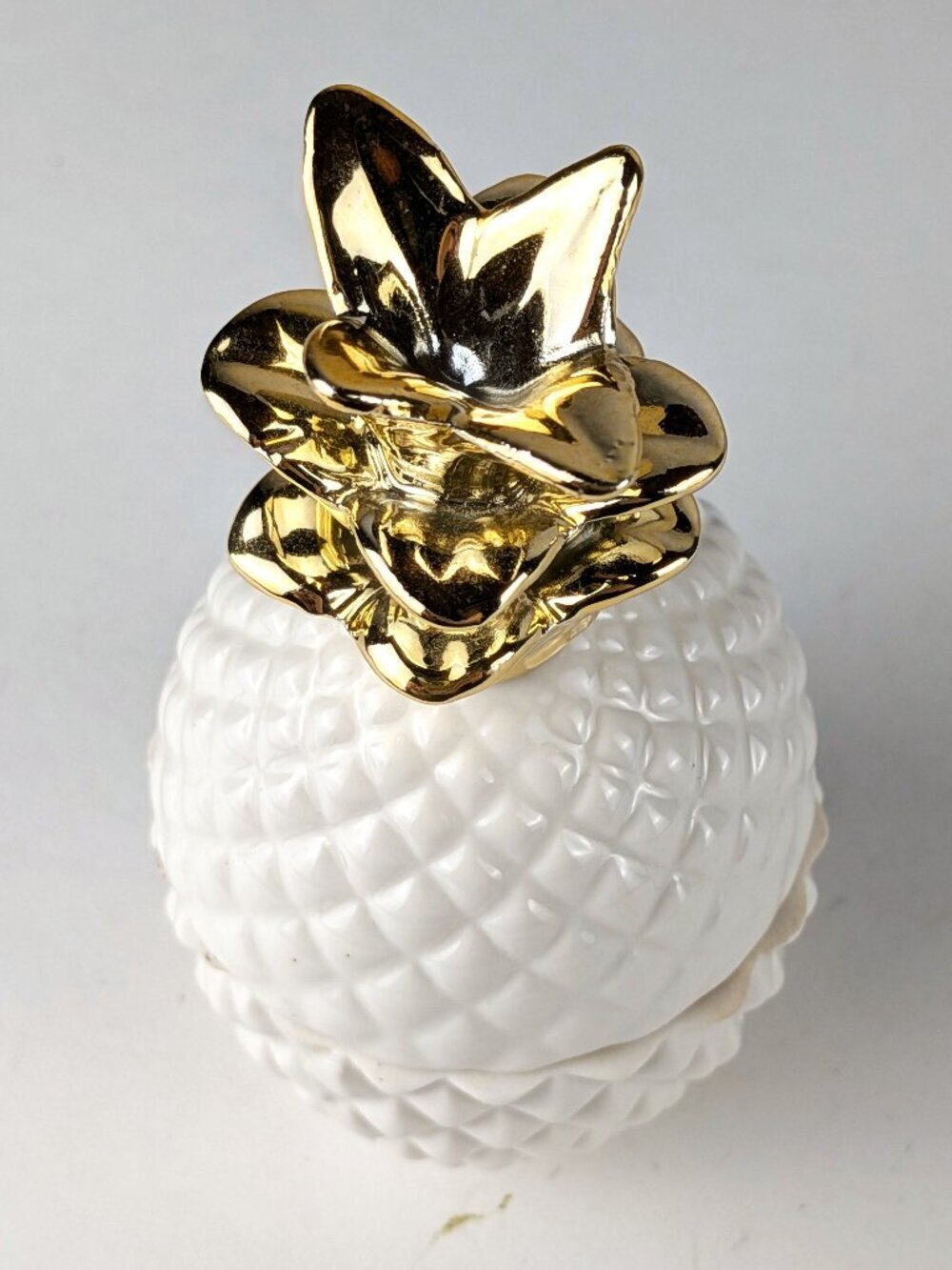 Vintage Ceramic Pineapple Trinket Box - Picture 2 of 7